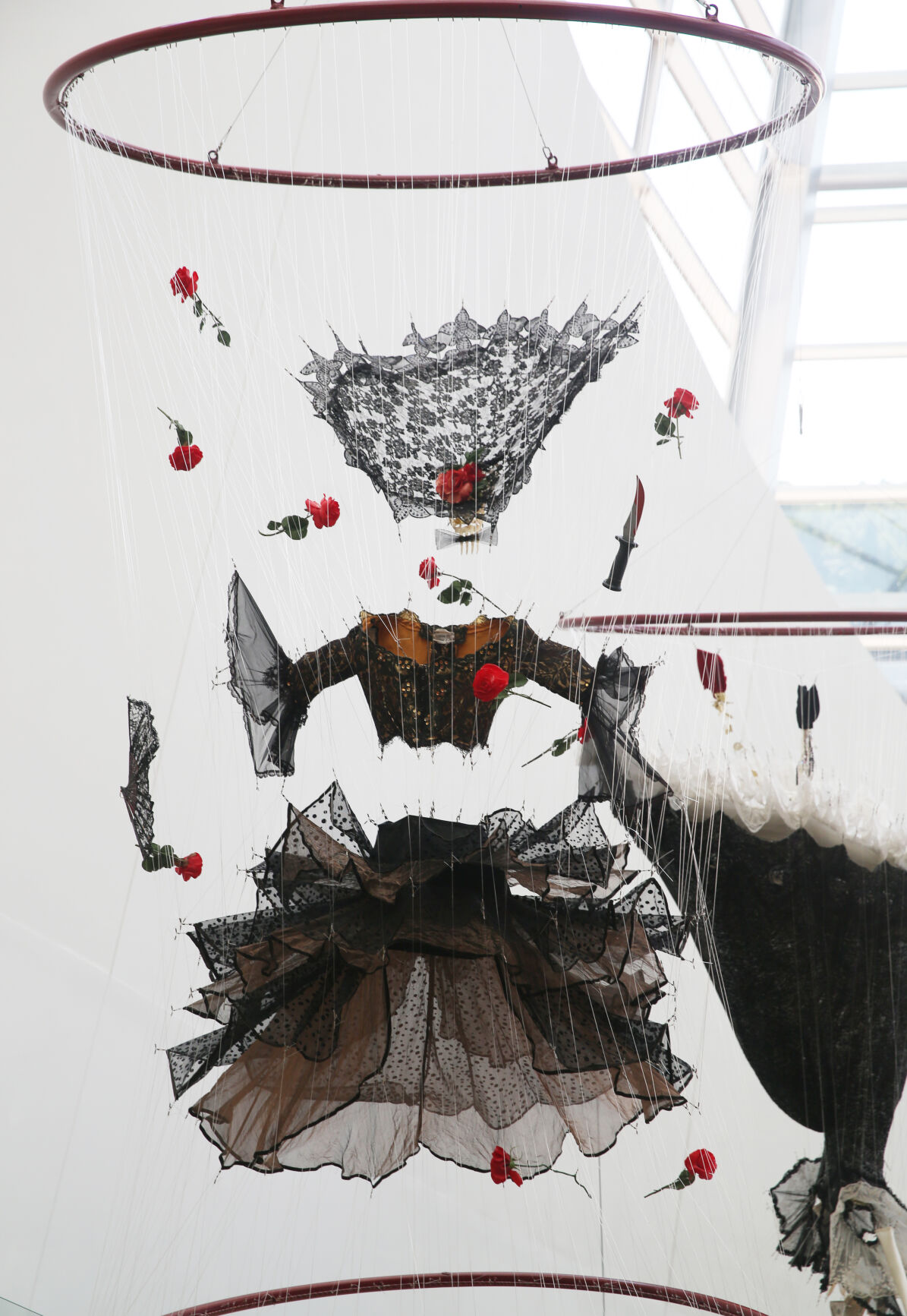 07XX21-roa-XX-operacostumes-02.JPG